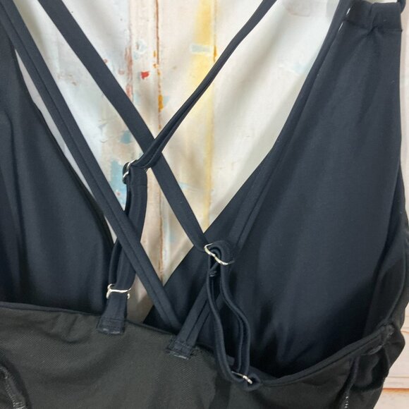 All Sure Women's size M Black Halter Ruched waist One piece swimsuit NWT - Picture 13 of 16